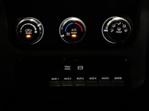 Used 2023 RAM 2500 Tradesman AWD/4WD image 5