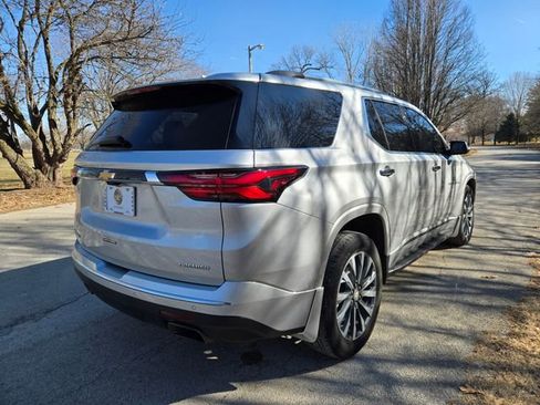 Used 2022 Chevrolet Traverse Premier w/ LPO, Floor Liner Package image 8