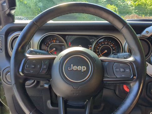 Used 2021 Jeep Wrangler Unlimited Sport AWD/4WD image 13