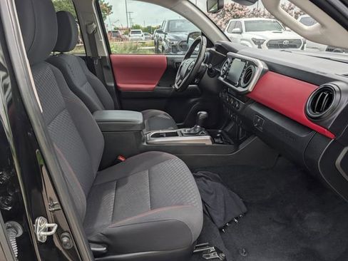Used 2023 Toyota Tacoma SR5 AWD/4WD image 29