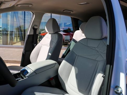 Used 2025 Hyundai Tucson SE image 11