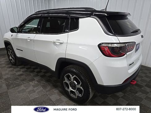 Used 2022 Jeep Compass Trailhawk w/ Trailhawk Convenience Group image 11