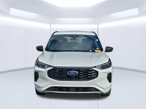 Certified 2023 Ford Escape ST-Line w/ Equipment Group 301A FWD image 4