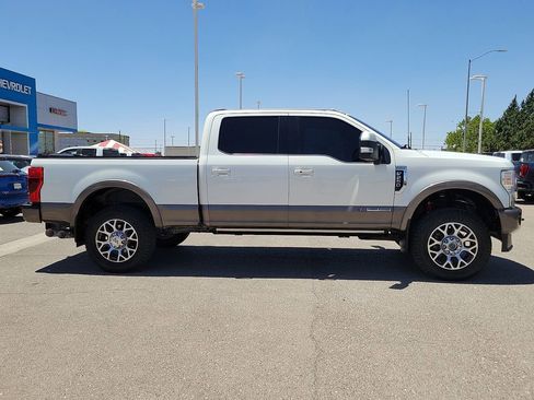 Used 2022 Ford F250 King Ranch w/ King Ranch Ultimate Package AWD/4WD image 12