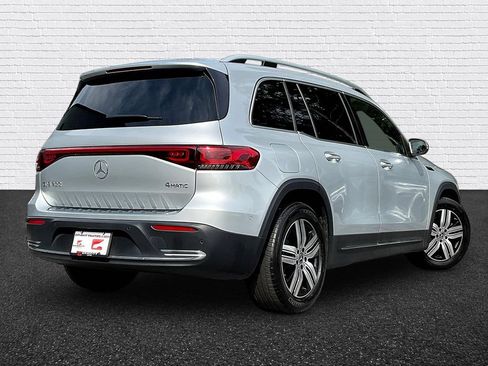 Used 2022 Mercedes-Benz EQB 300 4MATIC w/ Exclusive Package image 6