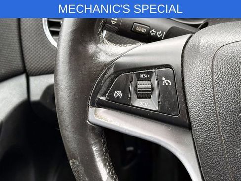 Used 2014 Chevrolet Cruze LT w/ Technology Package image 21