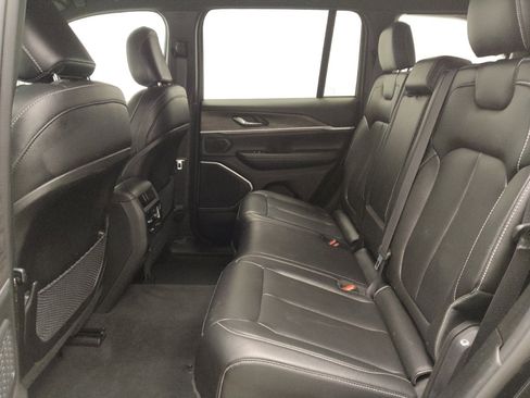 Used 2024 Jeep Grand Cherokee Limited 4xe AWD/4WD image 18