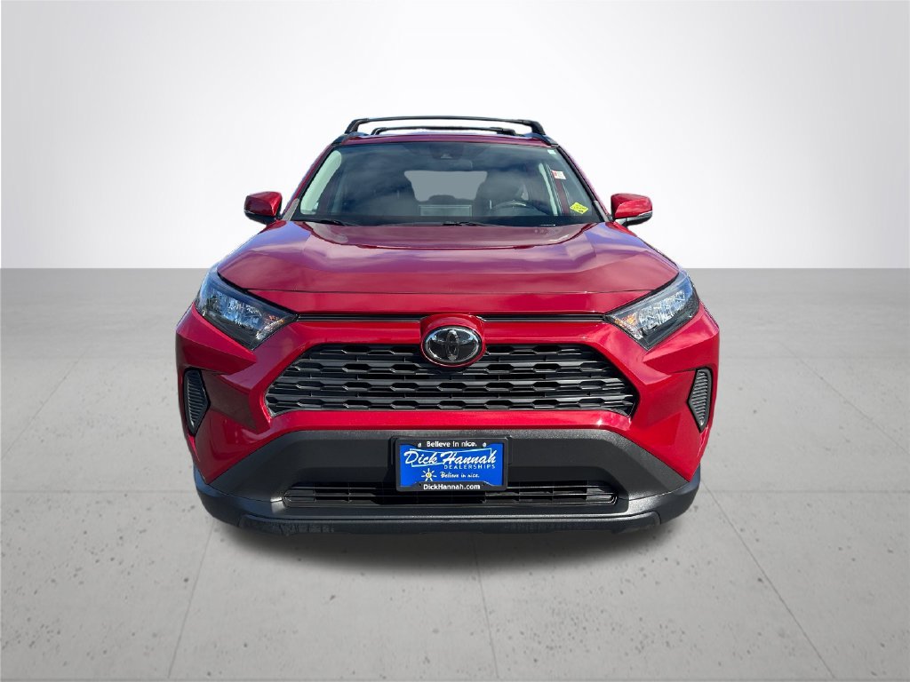Used 2021 Toyota RAV4 LE AWD/4WD image 3