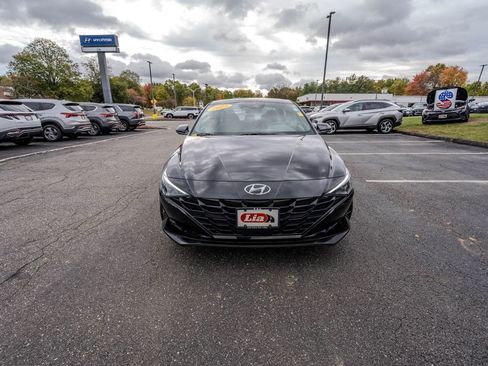 Certified 2023 Hyundai Elantra SEL w/ Convenience Package image 2