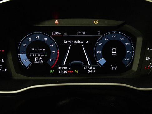 Used 2024 Audi Q3 2.0T Premium AWD/4WD image 29