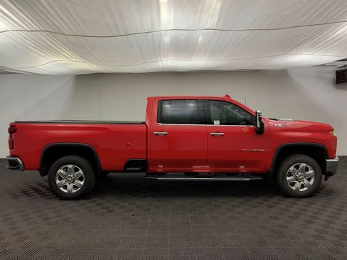 Used 2021 Chevrolet Silverado 2500 LTZ w/ LTZ Premium Package AWD/4WD image 8