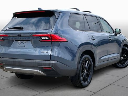 Used 2024 Toyota Grand Highlander Limited image 13