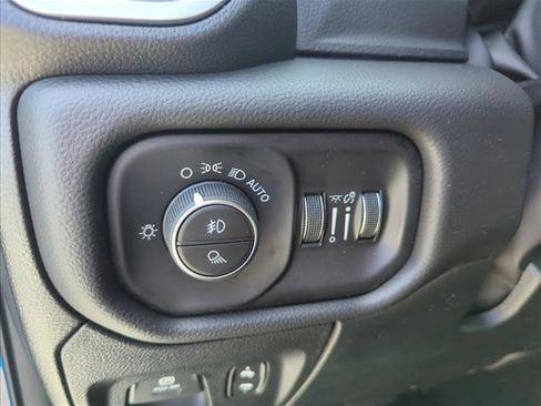 New 2026 RAM 1500 Big Horn AWD/4WD image 17