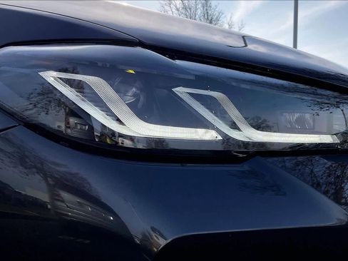 Used 2023 BMW 540i xDrive 540i xDrive w/ M Sport Package image 29