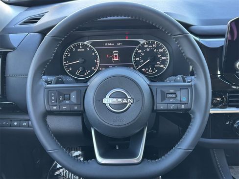 New 2025 Nissan Pathfinder SV image 25