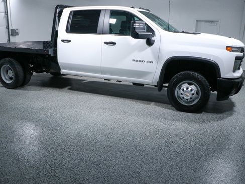 Used 2024 Chevrolet Silverado 3500 W/T AWD/4WD image 7