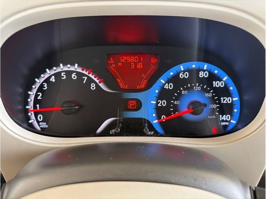 Used 2013 Nissan Cube FWD image 16