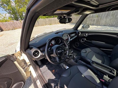 Used 2013 MINI Cooper S image 20