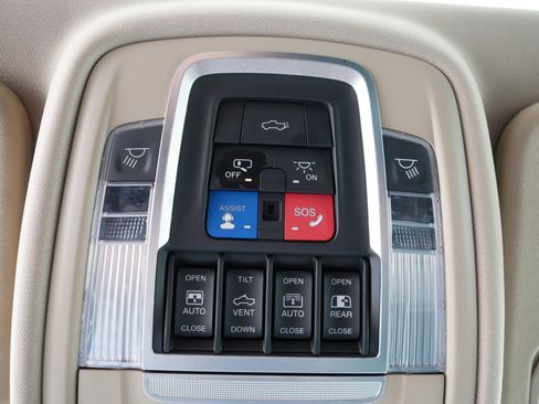 Used 2021 RAM 1500 Laramie image 33