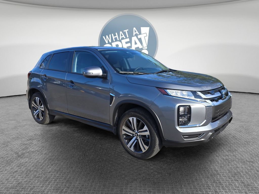 Used 2026 Mitsubishi Outlander Sport SE AWD/4WD image 1