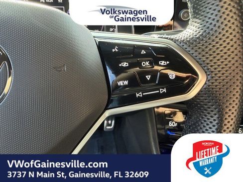 Certified 2025 Volkswagen Jetta GLI Autobahn image 23