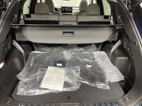 New 2025 Mitsubishi Outlander SE image 34