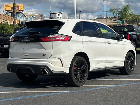 Used 2022 Ford Edge ST w/ Equipment Group 401A image 5