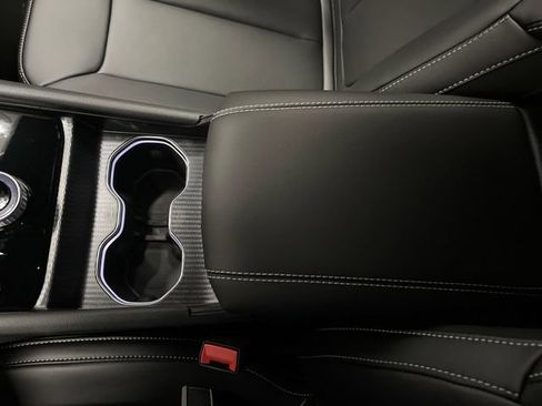 New 2025 Jeep Grand Cherokee Limited w/ Trailer Tow Package image 20