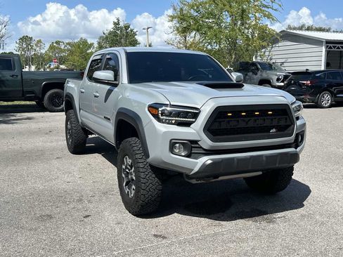 Used 2021 Toyota Tacoma TRD Off-Road RWD image 8
