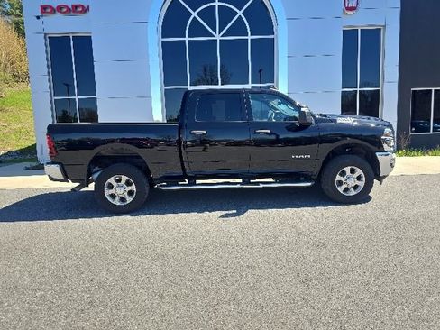 Used 2025 RAM 2500 Big Horn AWD/4WD image 7