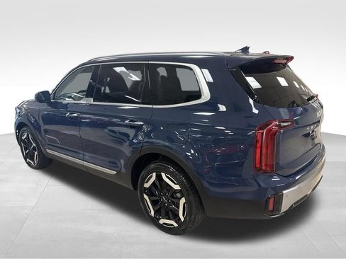 Used 2025 Kia Telluride S AWD/4WD image 4