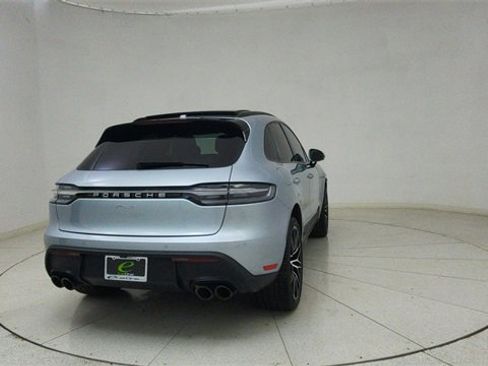 Used 2024 Porsche Macan w/ Premium Plus Package image 69