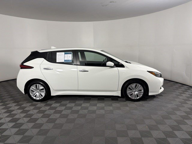 Used 2024 Nissan Leaf S FWD image 7