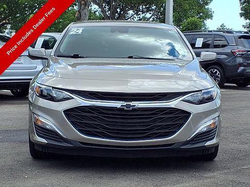 Used 2024 Chevrolet Malibu RS FWD image 2