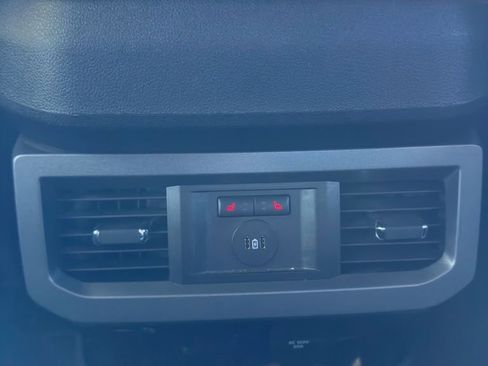 Used 2024 Ford F250 Lariat w/ Lariat Ultimate Package image 13