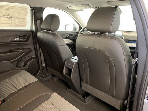 New 2026 Chevrolet Trax LT image 33