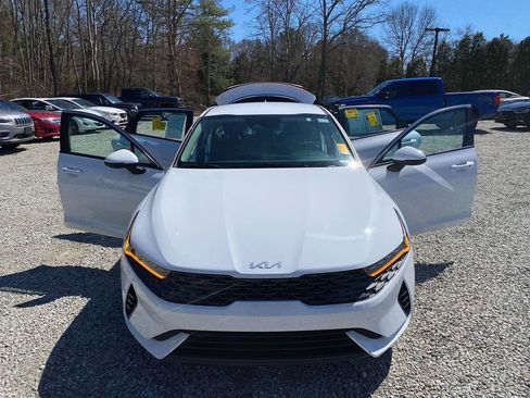 Used 2023 Kia K5 LXS image 29
