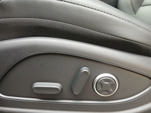 New 2026 Hyundai Palisade Limited FWD image 18