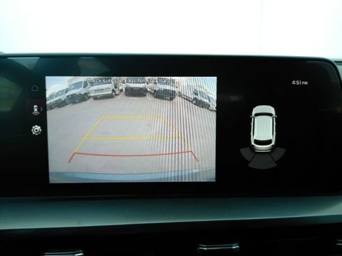 Used 2025 Kia Telluride S AWD/4WD image 9