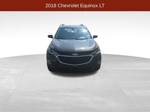 Used 2018 Chevrolet Equinox LT w/ Sun & Infotainment Package AWD/4WD image 2
