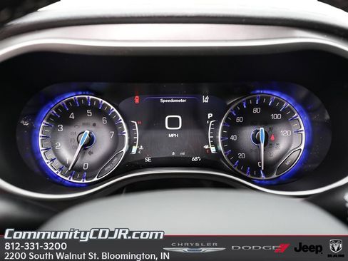 New 2026 Chrysler Pacifica Select w/ S Appearance Package AWD/4WD image 12