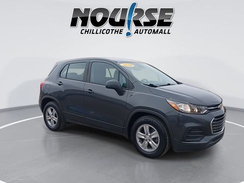 Used 2020 Chevrolet Trax LS image 2