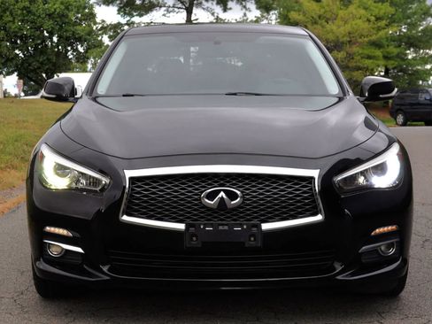 Used 2017 INFINITI Q50 2.0t w/ Moonroof Package image 2