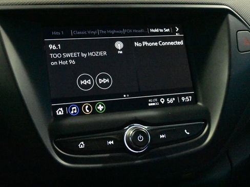 Used 2023 Chevrolet TrailBlazer LT image 11