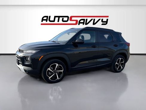 Used 2023 Chevrolet TrailBlazer RS w/ Sun and Liftgate Package AWD/4WD image 3