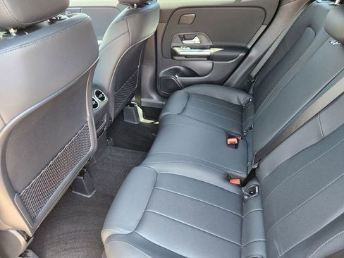 Used 2026 Mercedes-Benz GLA 250 4MATIC image 28