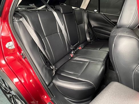 Used 2025 Subaru Outback Touring image 12