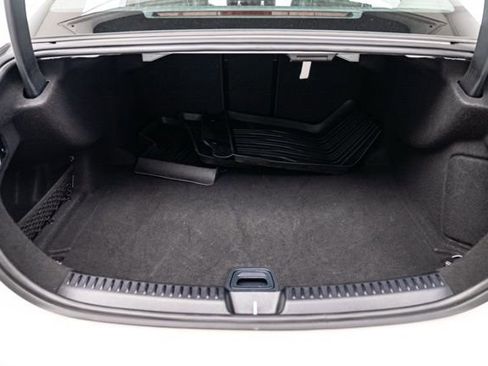 Used 2025 Mercedes-Benz E 350 4MATIC Sedan image 27