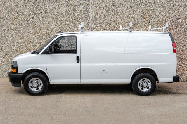 Used 2020 Chevrolet Express 3500 w/ Driver Convenience Package RWD image 8