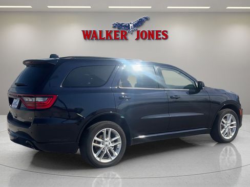 Used 2024 Dodge Durango GT image 3